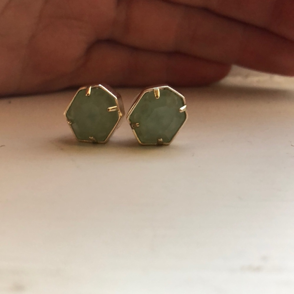 Kendra Scott Taylor Earrings